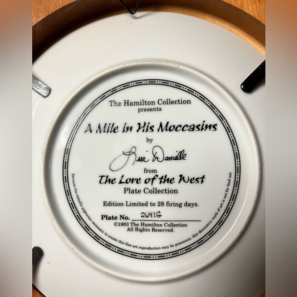 Hamilton Collection, Love Of The West Collection Plates, Set of 4. - Picture 13 of 13